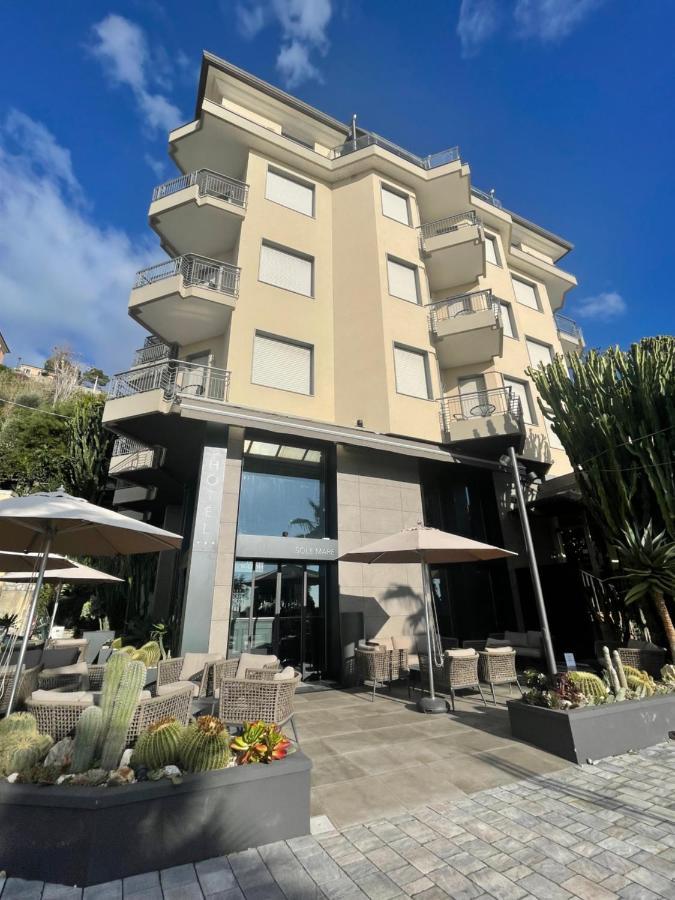 Sole Mare Hotel Ventimiglia Bagian luar foto